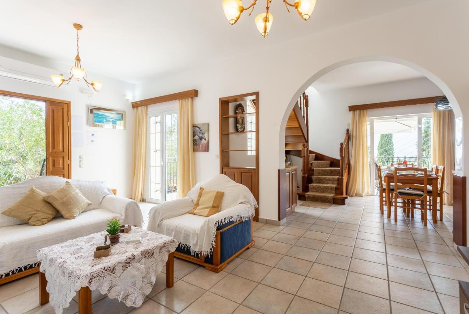 Villa Evie Nisaki  Eksteriør billede